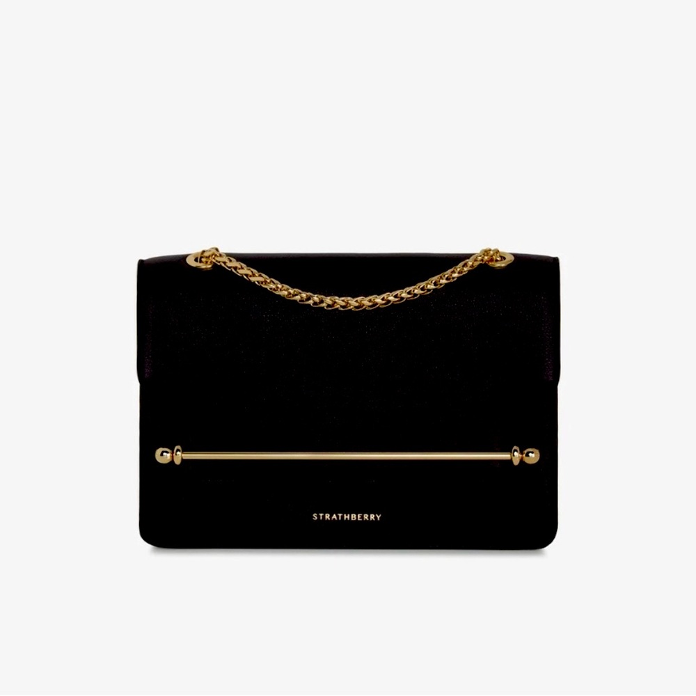 Strathberry EAST/WEST bag. Black.